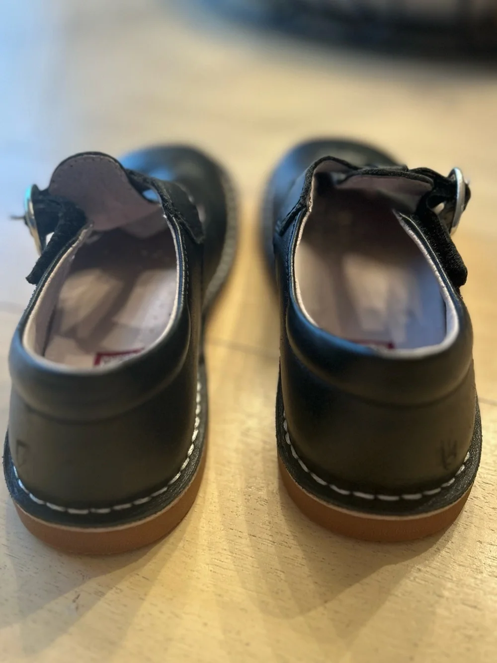 L’Amour Girls Leather Classic Black Mary Jane Kids Shoes size 1 EUC
